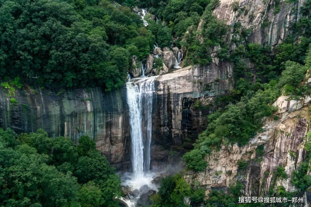 恐龙绝地逃生